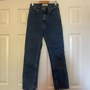 Abercrombie & Fitch Ankle Straight Ultra High Rise Jeans – Size 25 – Medium Wash